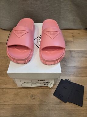 Prada Pink Rubber Slide Sandals Triangle Logo EU 36 US 6